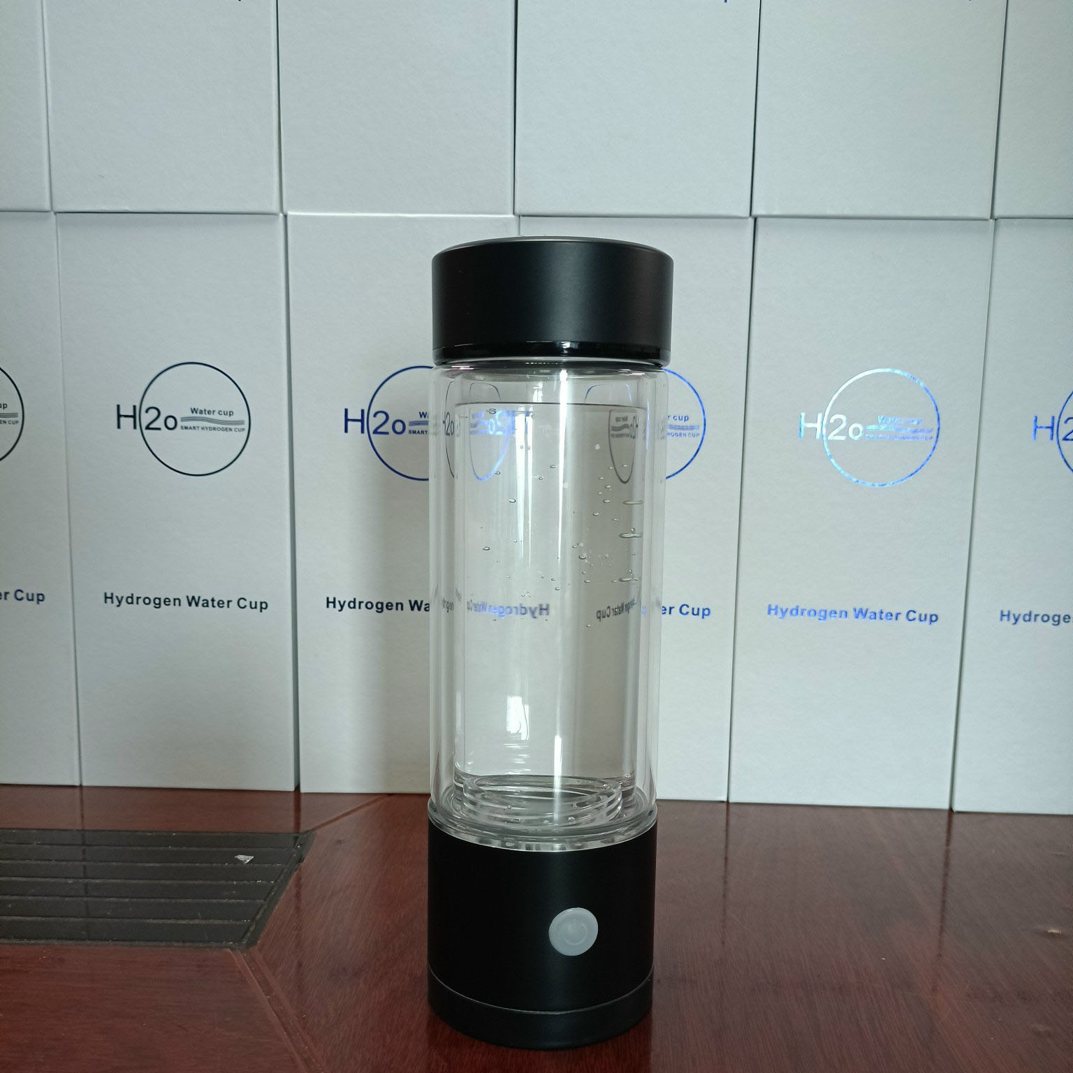 Cốc nước giàu hydro